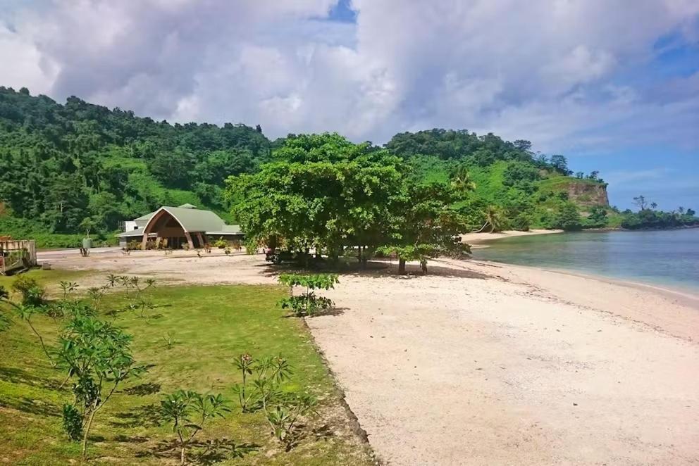 Survivor Samoa Beach Resort Falelatai Exterior photo